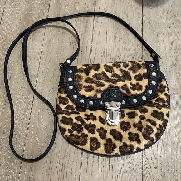 H&M Handbags - Leopard crossbody bag